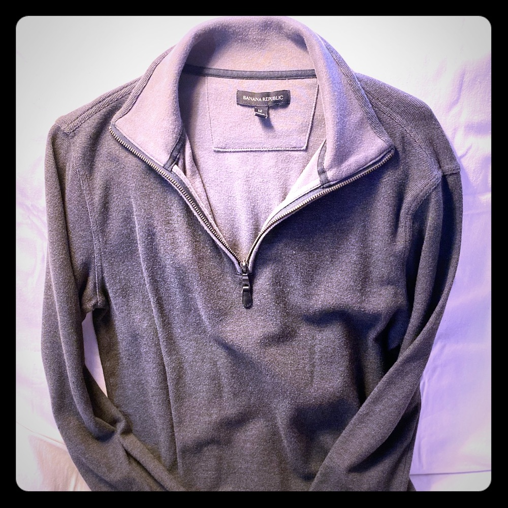 Banana Republic men’s partial zip pullover